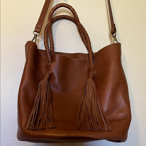 Madewell Handbags - Madewell Tan Leather Tote with Tassels